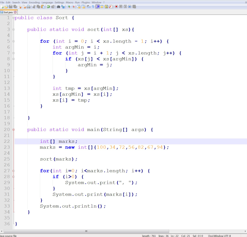 Editing a “selection sort” program using the source code editor Notepad++ in Windows.